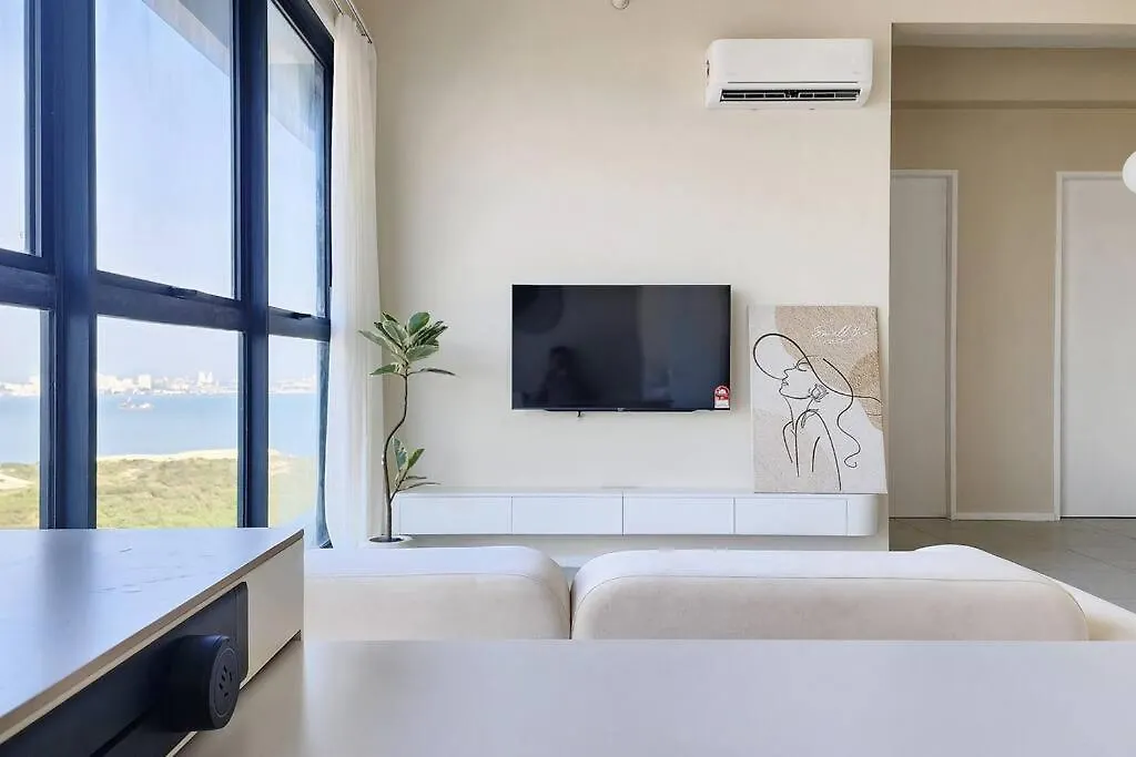 Bathtub With Seaview, 8Pax, Urban Suites - 5Km To Komtar George Town 0*,