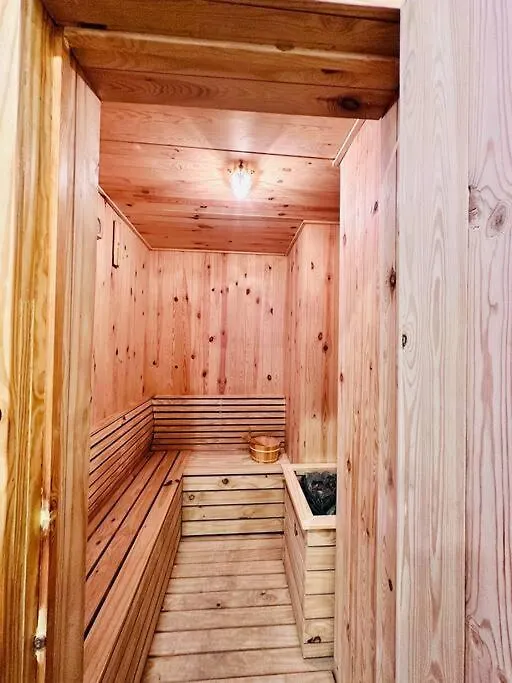 Bathtub With Seaview, 8Pax, Urban Suites - 5Km To Komtar George Town