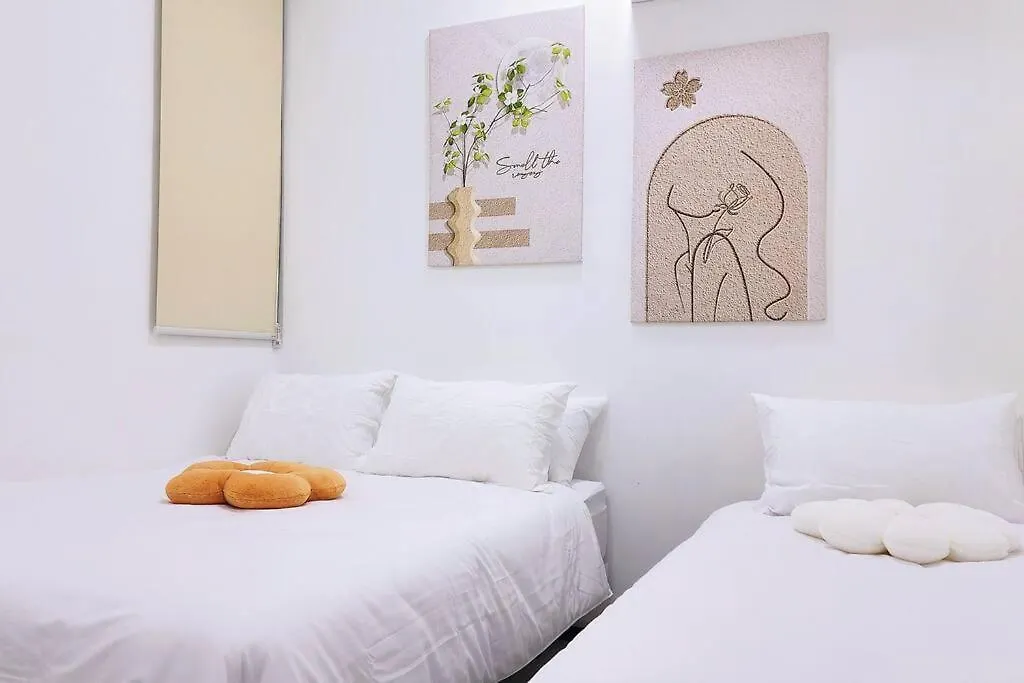 Bathtub With Seaview, 8Pax, Urban Suites - 5Km To Komtar George Town Apartment